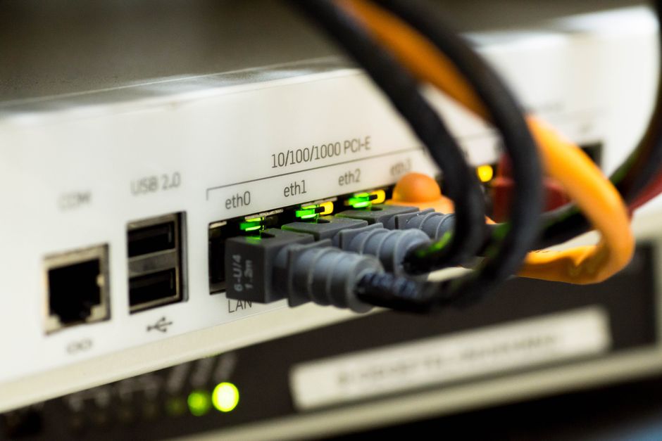 Sterke WLAN-encryptie beschermt privacy op thuisnetwerk. Sterke WLAN-encryptie beschermt privacy op thuisnetwerk.