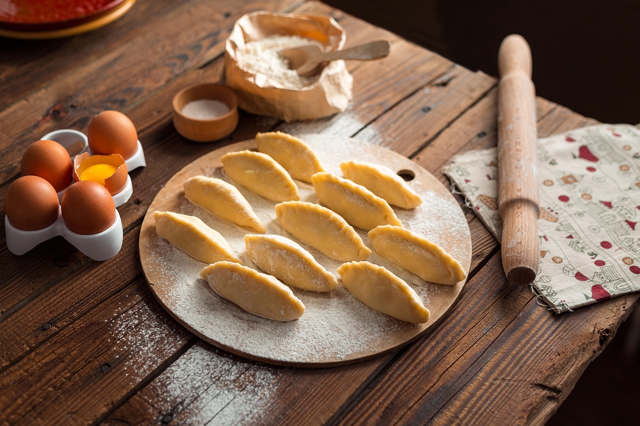 DIY mini saunacabine naast raam.